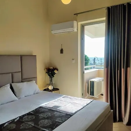 Apartment Our House Luxury Suites