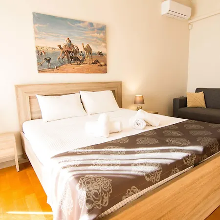 Our House Luxury 아파트 PalaiónTsiflíkion