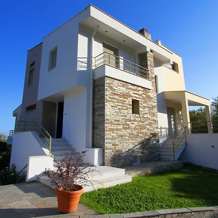 Our House Luxury * PalaiónTsiflíkion