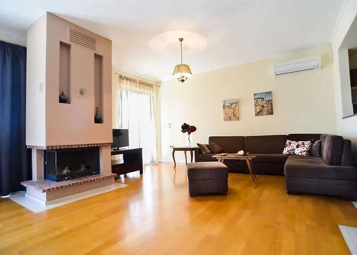 Our House Luxury PalaiónTsiflíkion